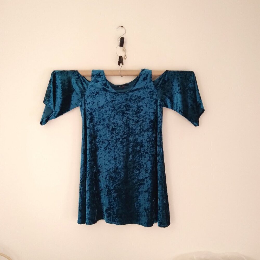 Vintage U.S.A Teal Crushed Velvet Cut Out Cold Shoulder Flair Sleeve Dress Sz L